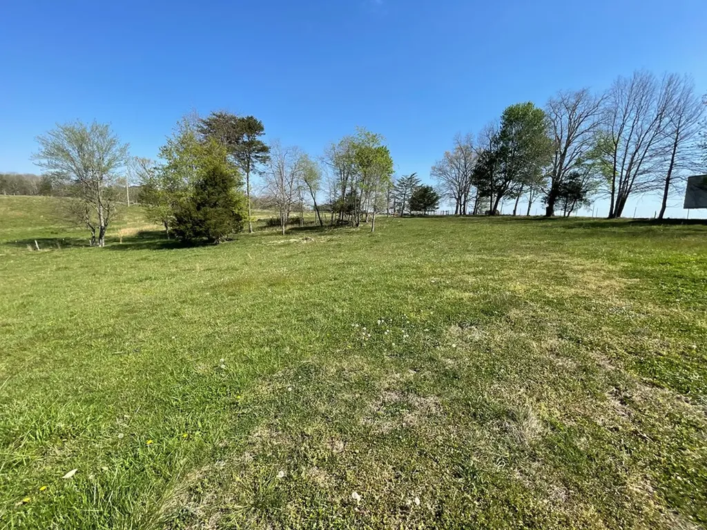 1951 Hall Road Clarkrange TN 38556