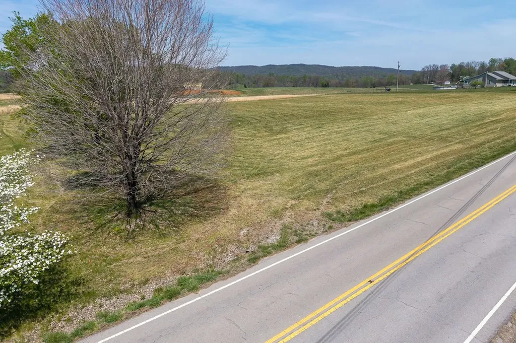 00 Monterey Highway Sparta TN 38583
