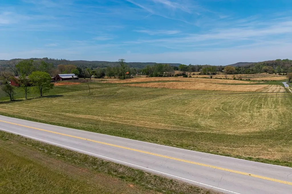 00 Monterey Highway Sparta TN 38583