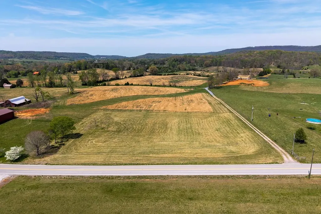 00 Monterey Highway Sparta TN 38583