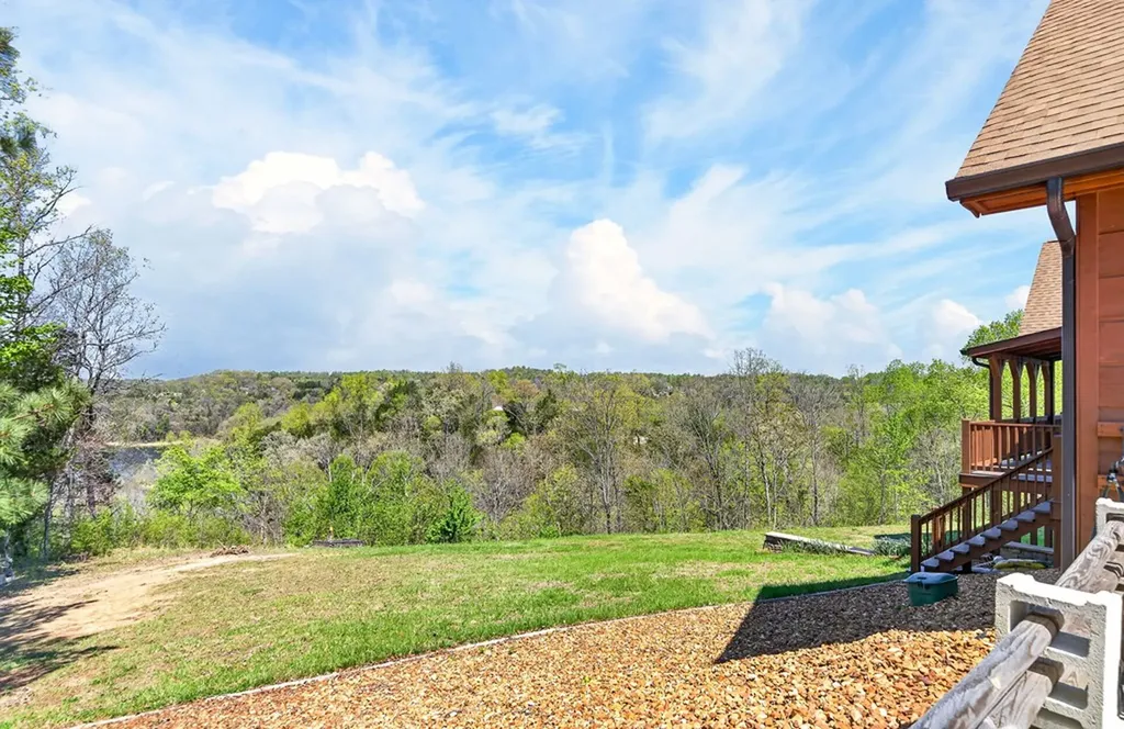 800 Quail Run Byrdstown TN 38549
