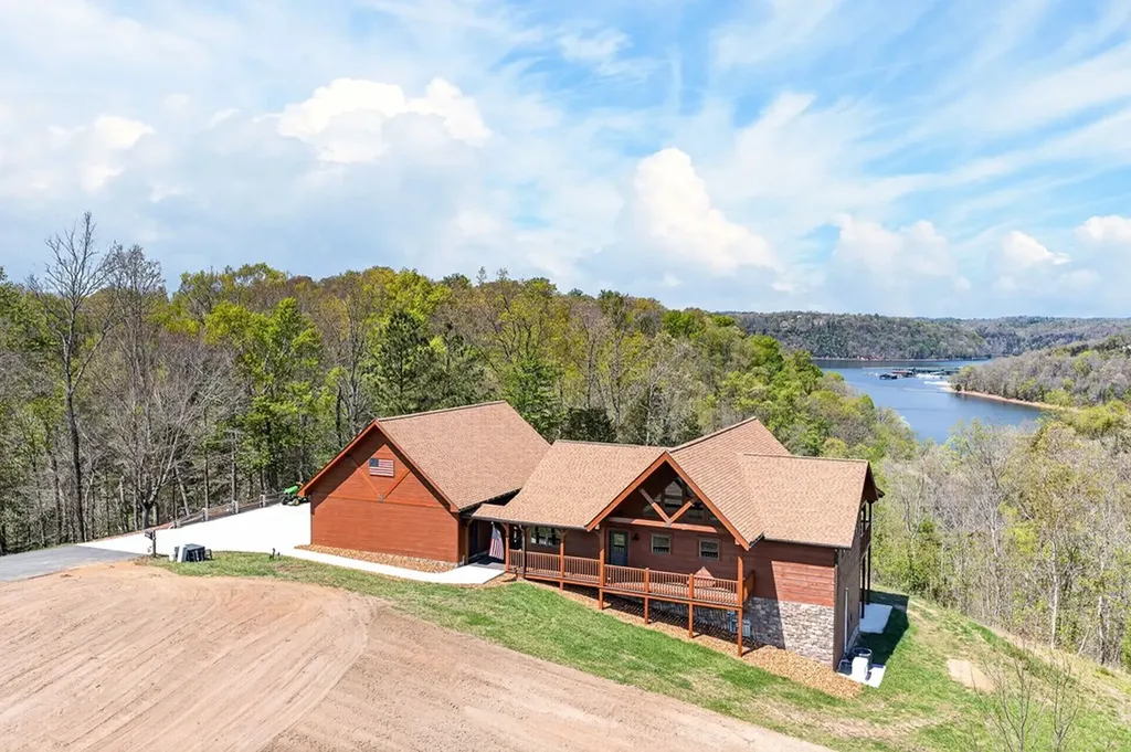 800 Quail Run Byrdstown TN 38549