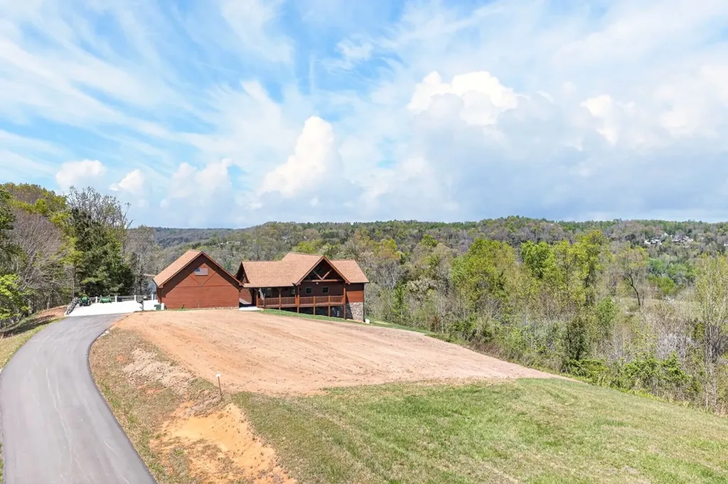 800 Quail Run Byrdstown TN 38549