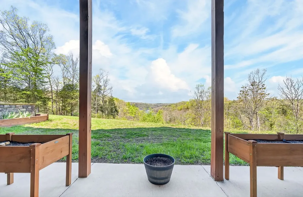 800 Quail Run Byrdstown TN 38549