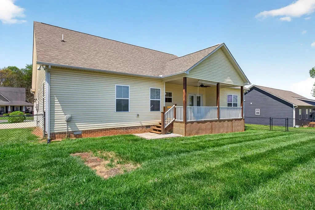 750 Honeysuckle Lane Sparta TN 38583