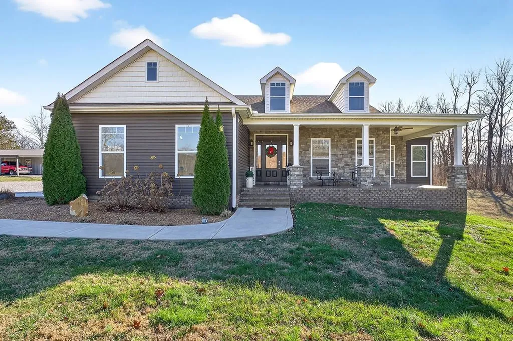 6081 Buck Mountain Road Cookeville TN 38506