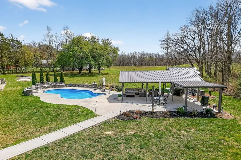 6081 Buck Mountain Road Cookeville TN 38506