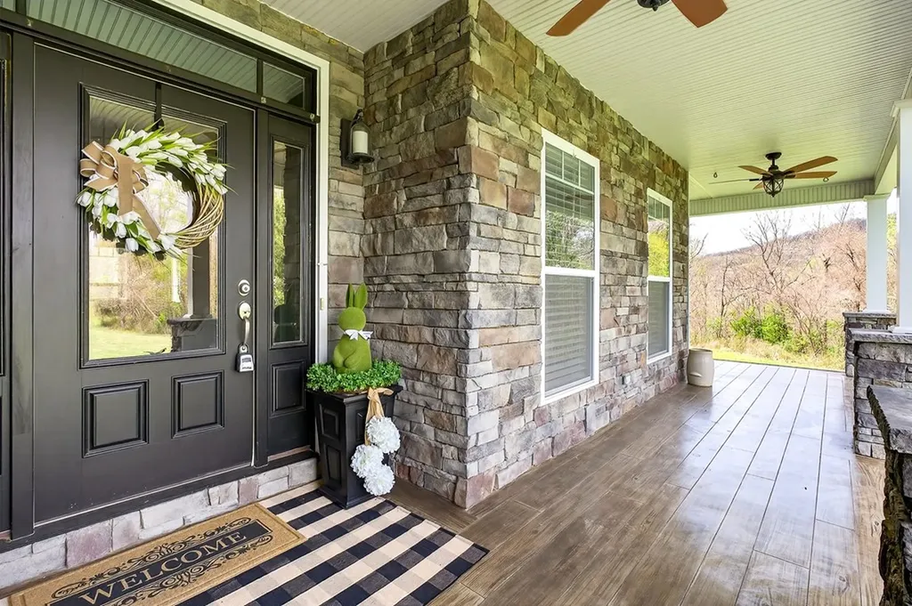 6081 Buck Mountain Road Cookeville TN 38506