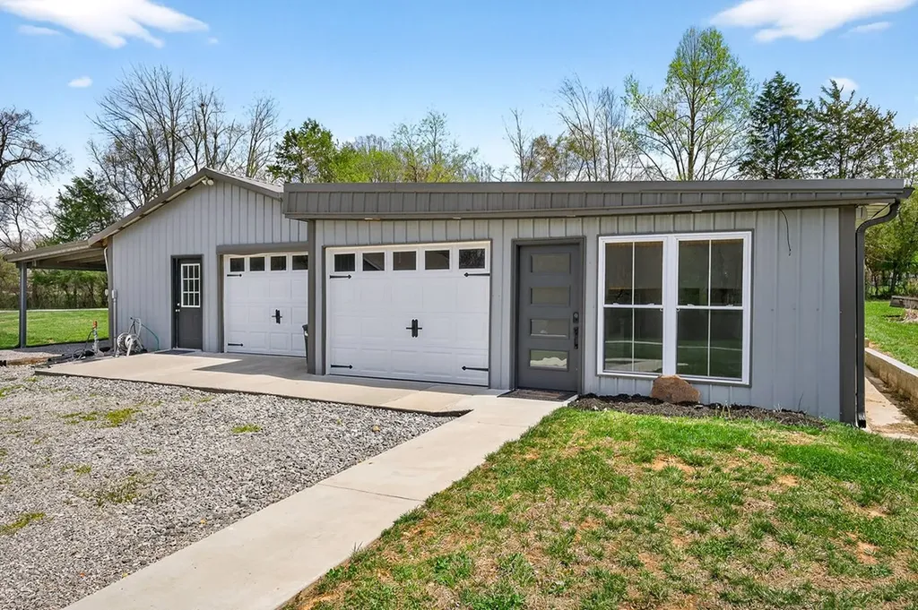 6081 Buck Mountain Road Cookeville TN 38506