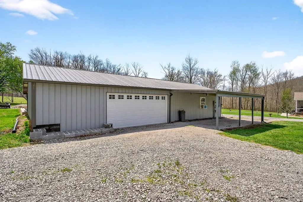 6081 Buck Mountain Road Cookeville TN 38506