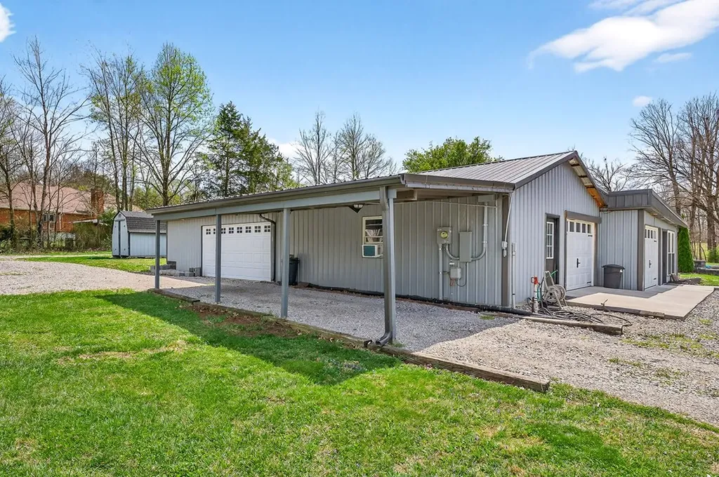 6081 Buck Mountain Road Cookeville TN 38506