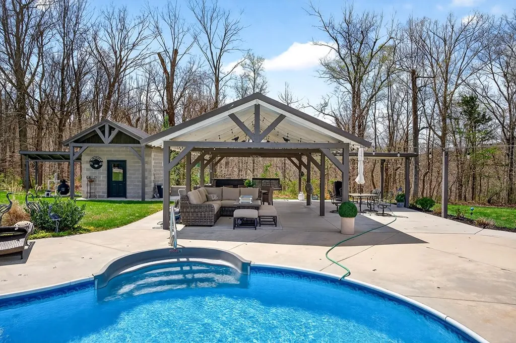 6081 Buck Mountain Road Cookeville TN 38506