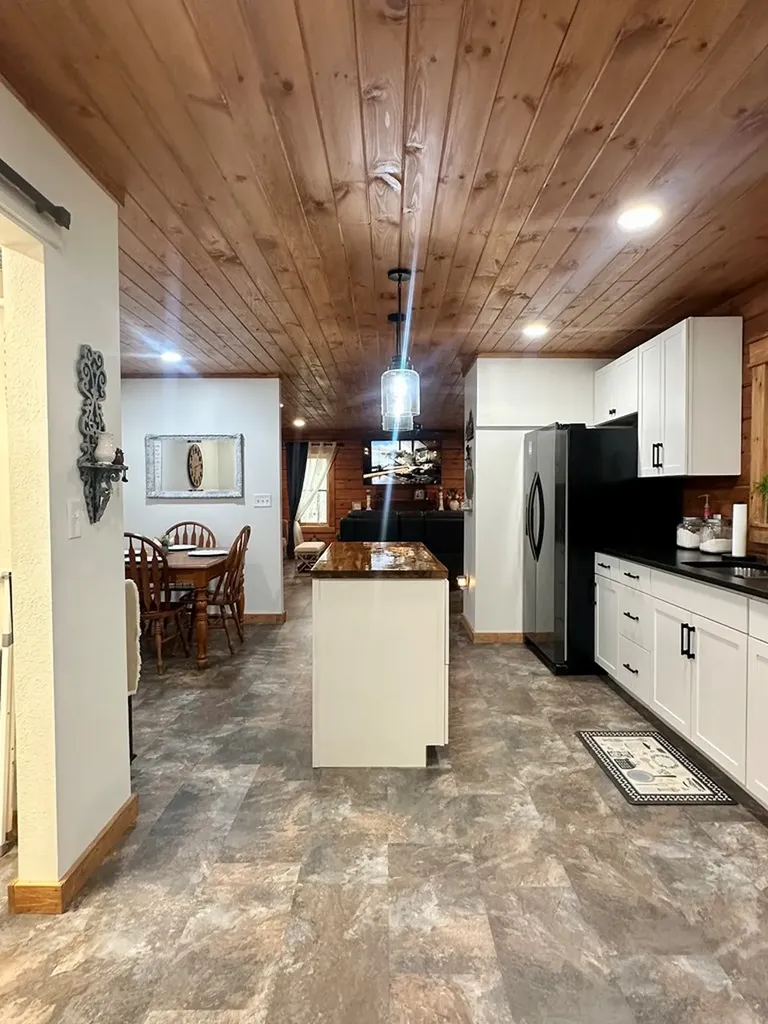 673 Arrowhead Lane Moss TN 38575