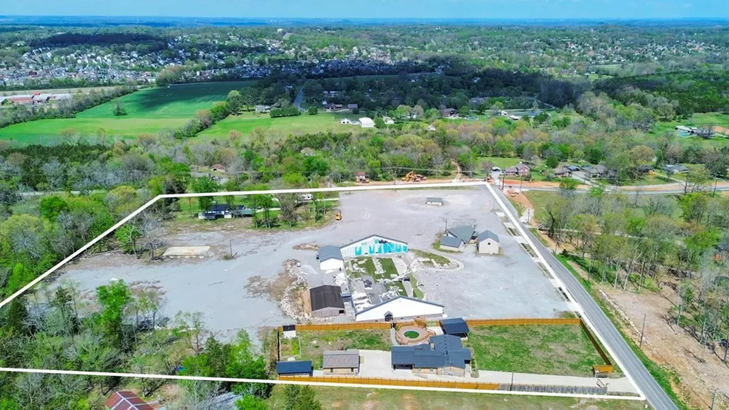 2060 Old Lebanon Dirt Road Mount Juliet TN 37122