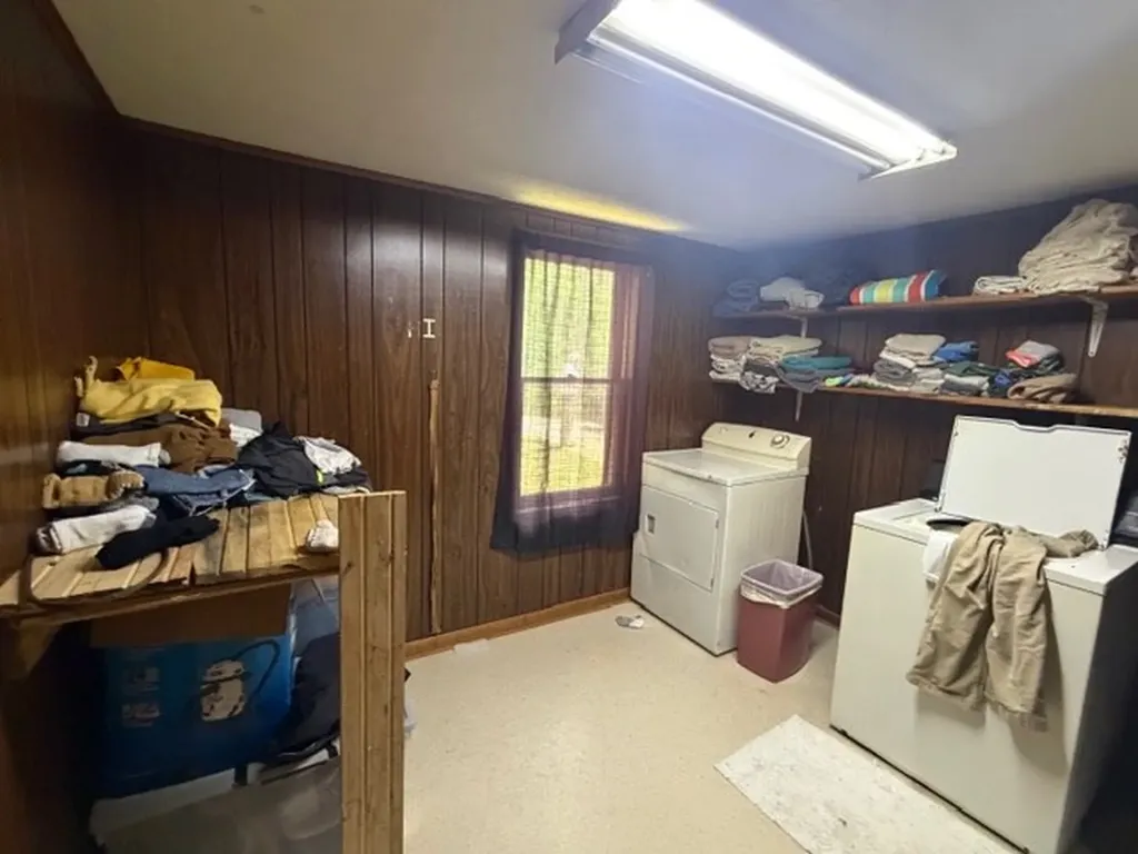 1246 Wolf River Byrdstown TN 38549