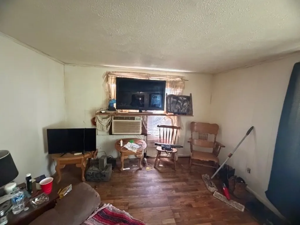 1246 Wolf River Byrdstown TN 38549
