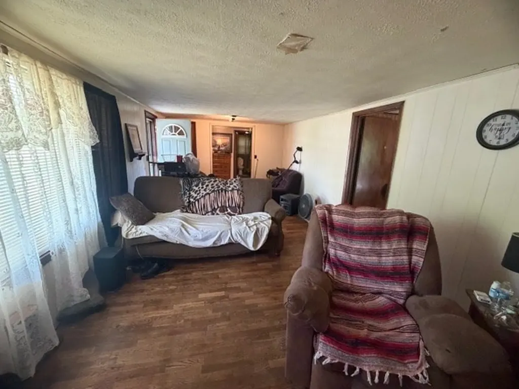 1246 Wolf River Byrdstown TN 38549