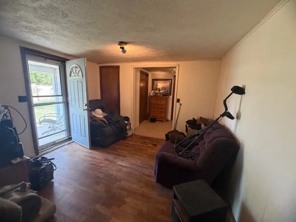 1246 Wolf River Byrdstown TN 38549