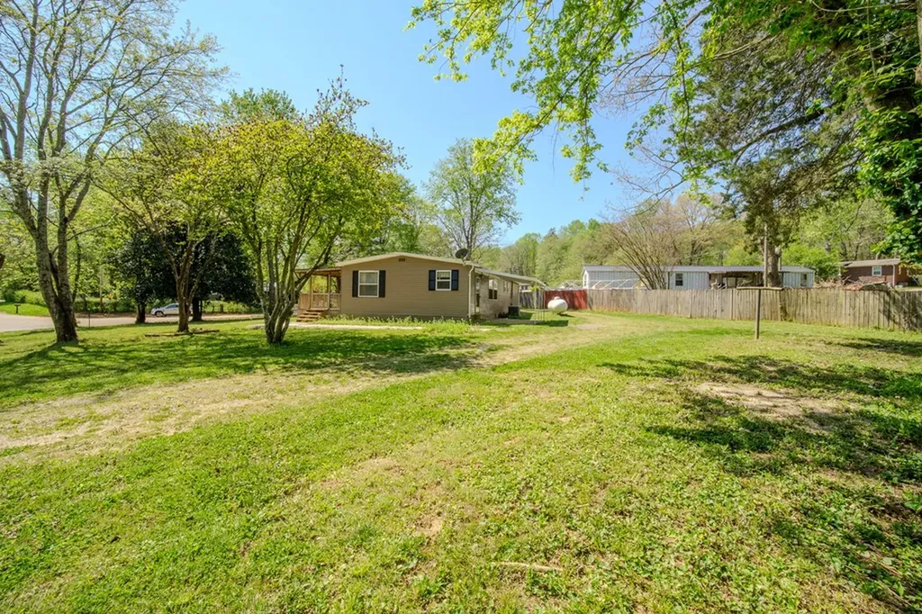 4461 S Creek Drive Cookeville TN 38506