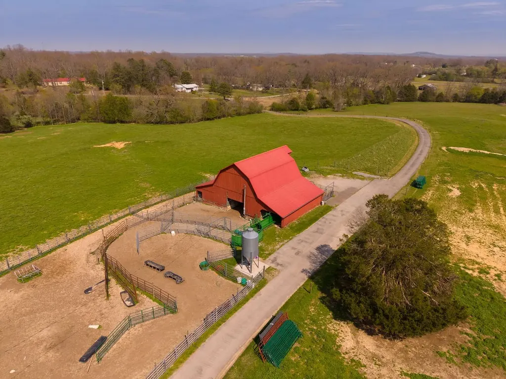280 Ervin Lane Mcminnville TN 37110