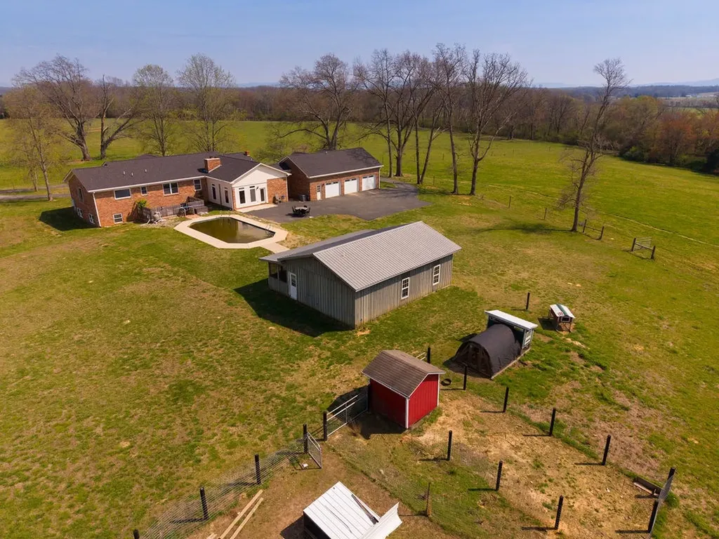 280 Ervin Lane Mcminnville TN 37110