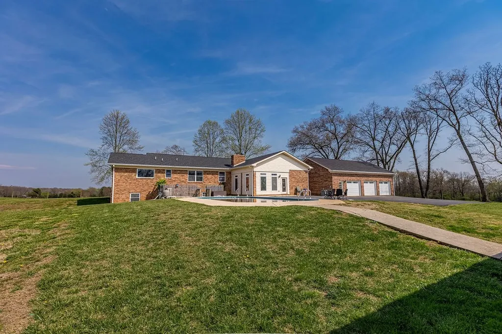280 Ervin Lane Mcminnville TN 37110