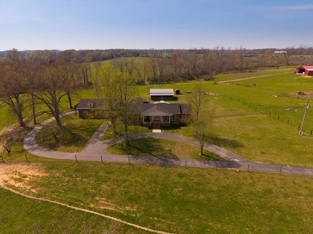 280 Ervin Lane Mcminnville TN 37110