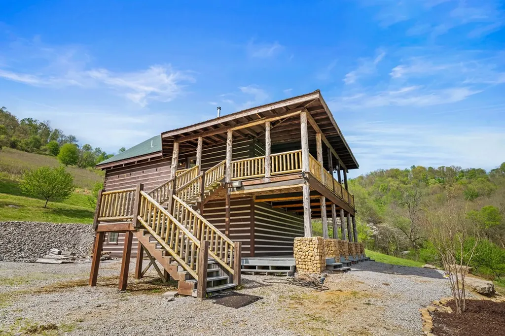 4818 Ensor Hollow Road Buffalo Valley TN 38548