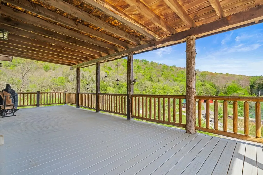 4818 Ensor Hollow Road Buffalo Valley TN 38548