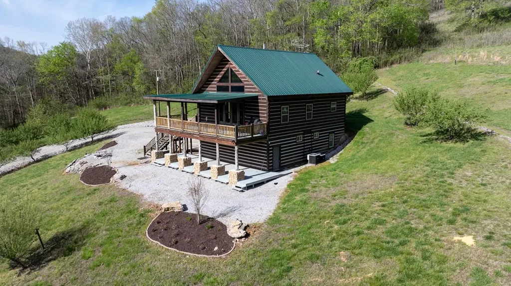 4818 Ensor Hollow Road Buffalo Valley TN 38548