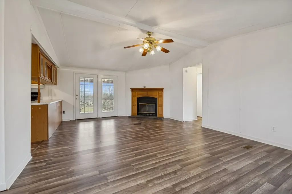 9 Cordell Hull Lane Elmwood TN 38560