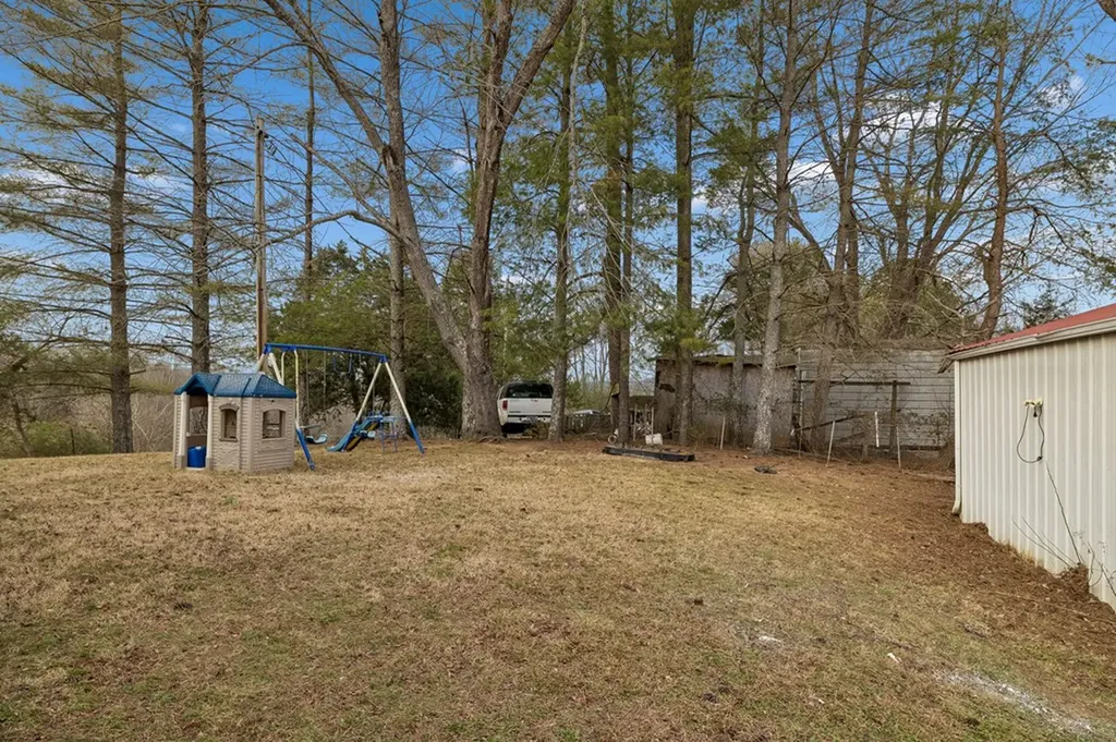 9 Cordell Hull Lane Elmwood TN 38560