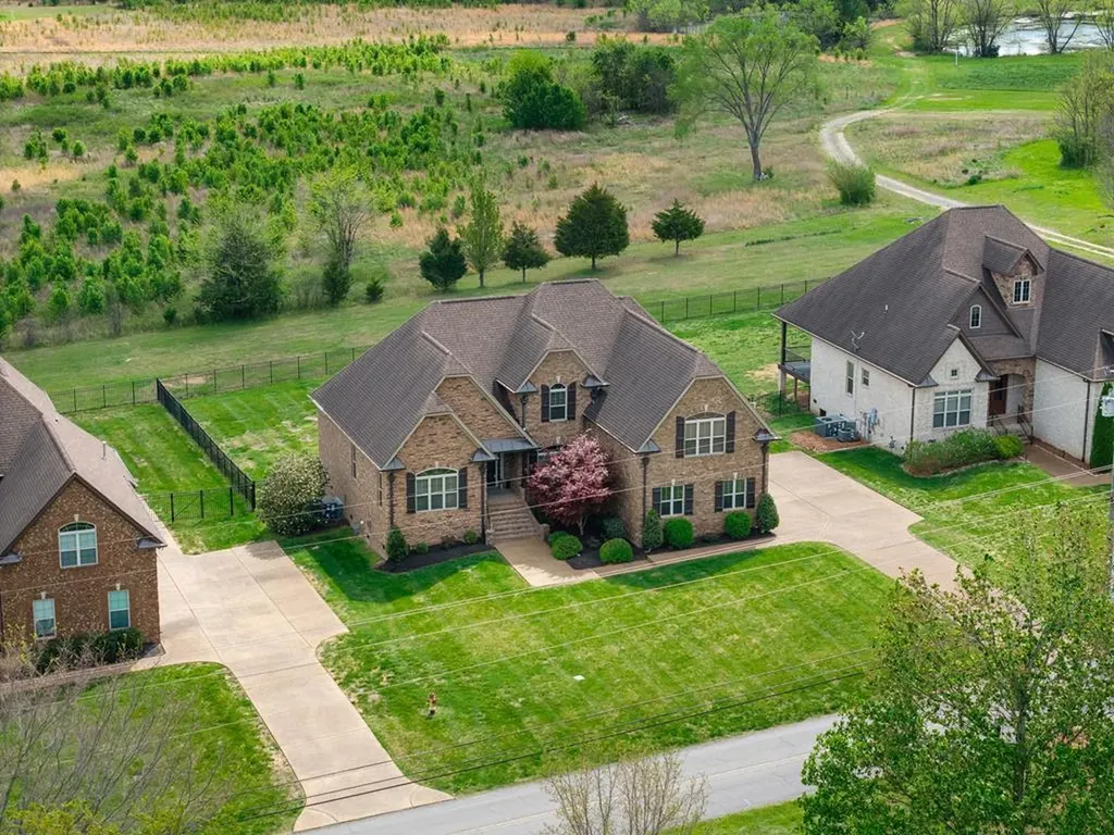 1013 Mires Road Mount Juliet TN 37122