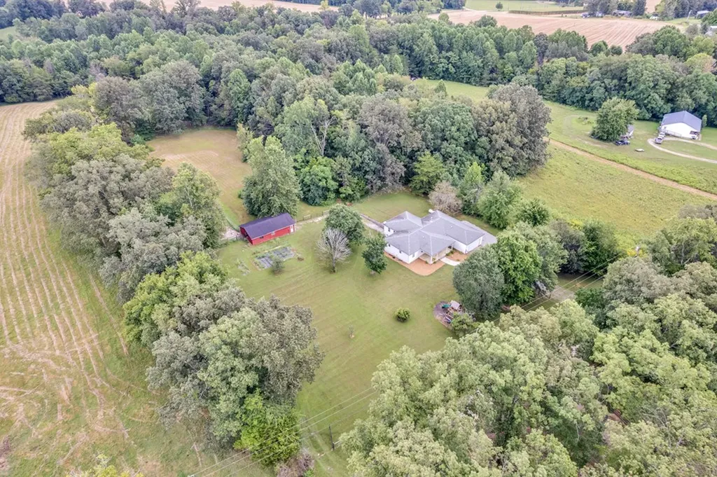132 Judd Lane Cookeville TN 38501