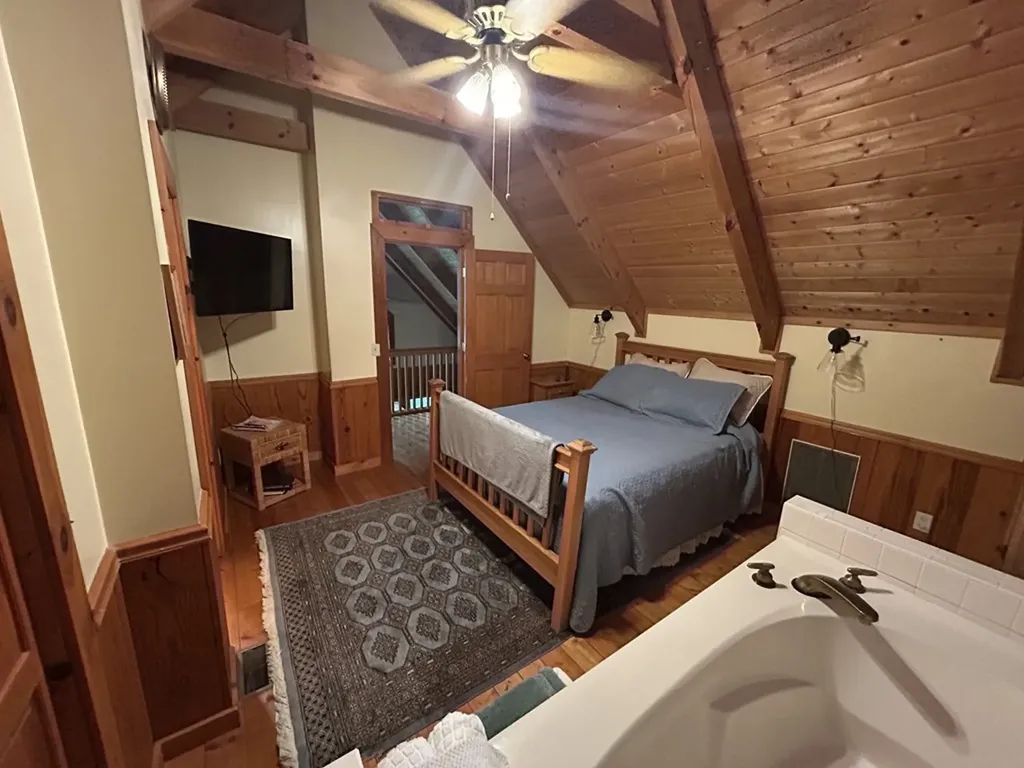 10 Meadow Brook Lane Spencer TN 38585-5418