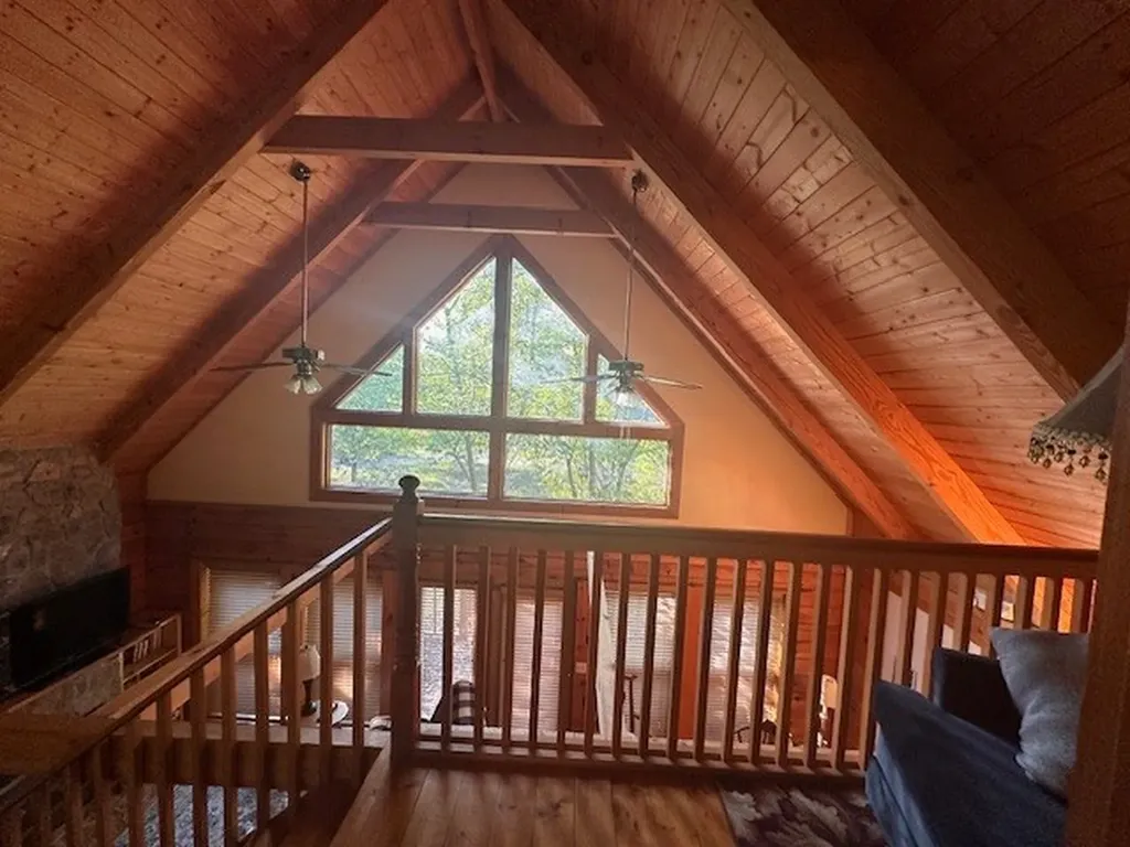 10 Meadow Brook Lane Spencer TN 38585-5418