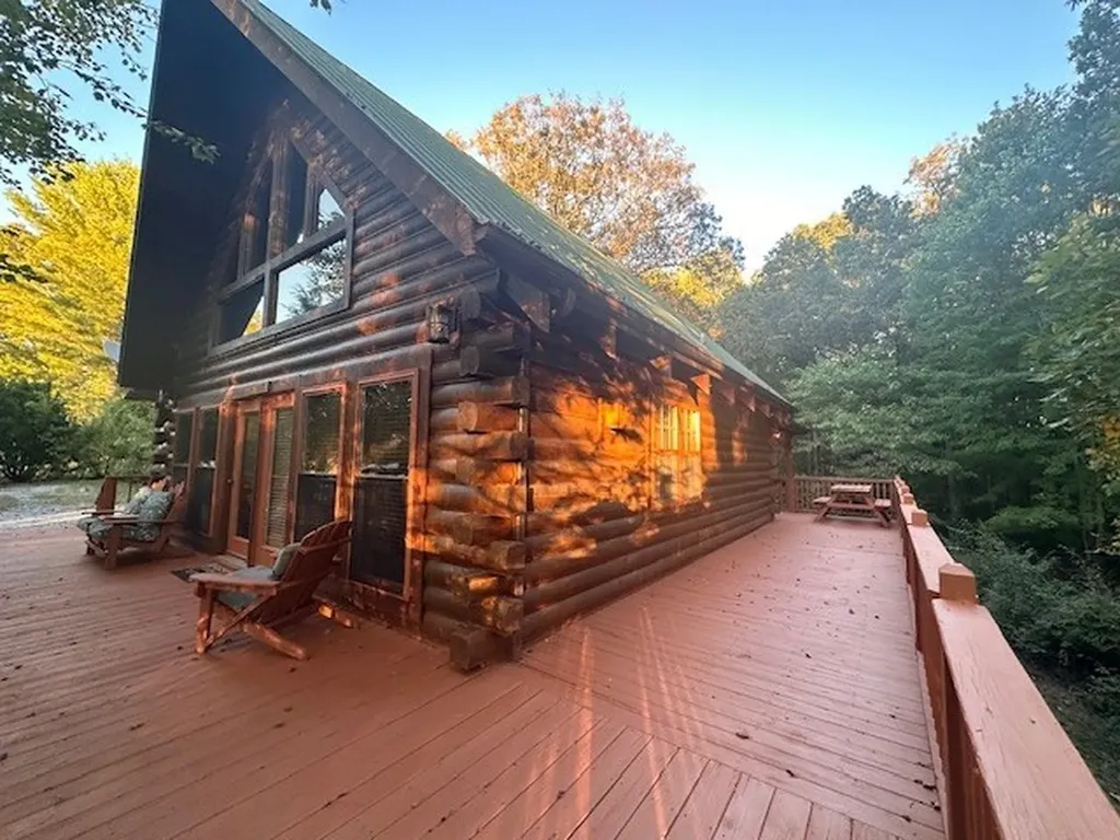 10 Meadow Brook Lane Spencer TN 38585-5418