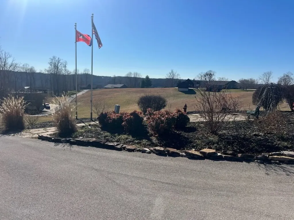 Lot 24 Mallard Pointe Byrdstown TN 38549