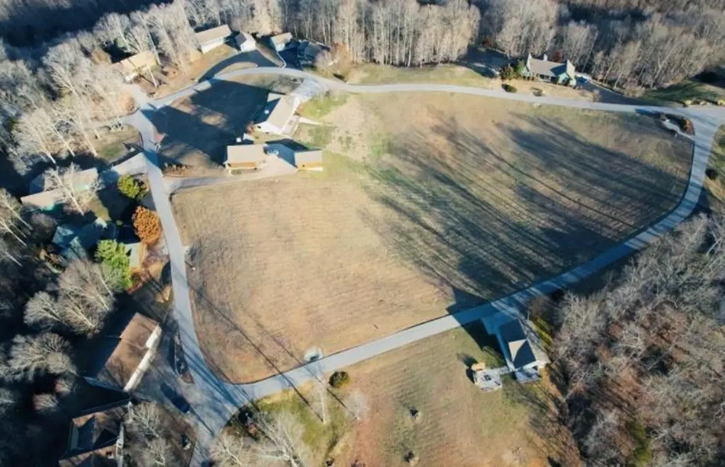 Lot 23 Mallard Pointe Byrdstown TN 38549