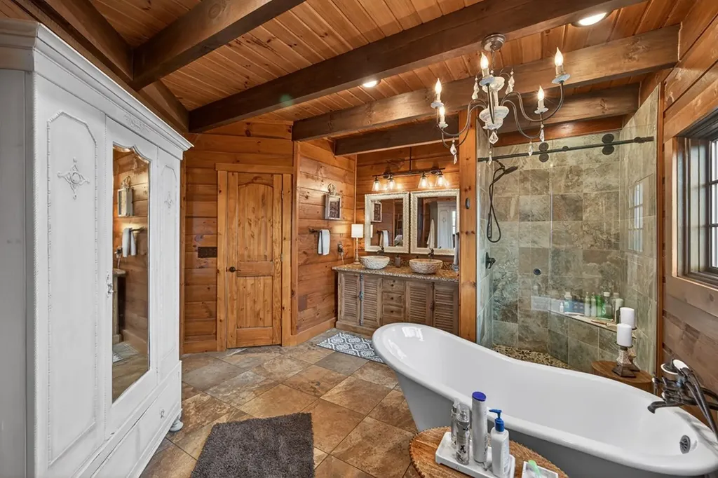 751 Bear Knob Lane Crawford TN 38554