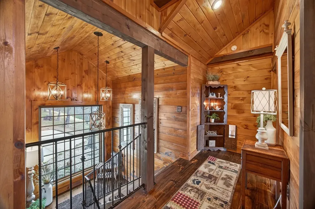 751 Bear Knob Lane Crawford TN 38554