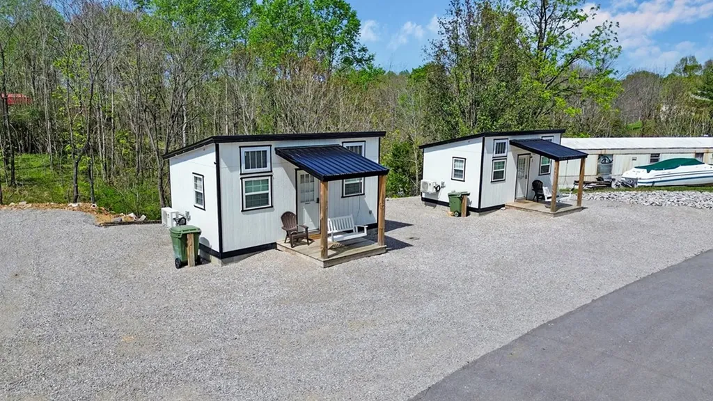 5086 Eagles Cove Byrdstown TN 38549