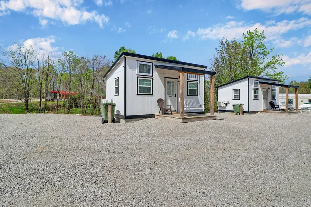 5086 Eagles Cove Byrdstown TN 38549