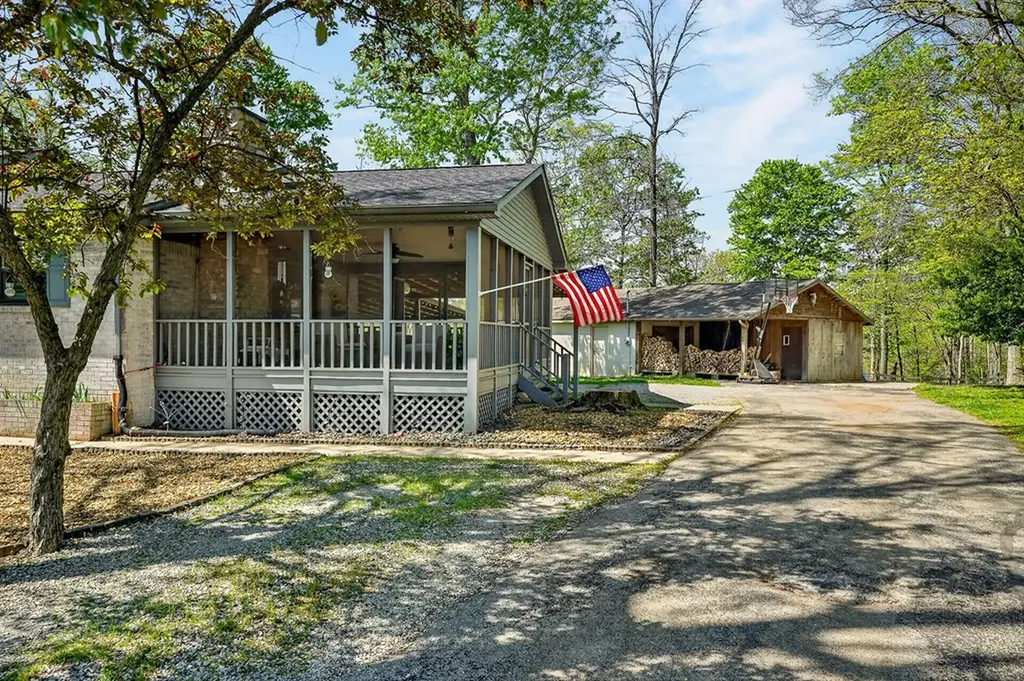 1816 Windle Community Road Cookeville TN 38506