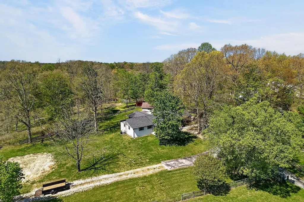 1816 Windle Community Road Cookeville TN 38506