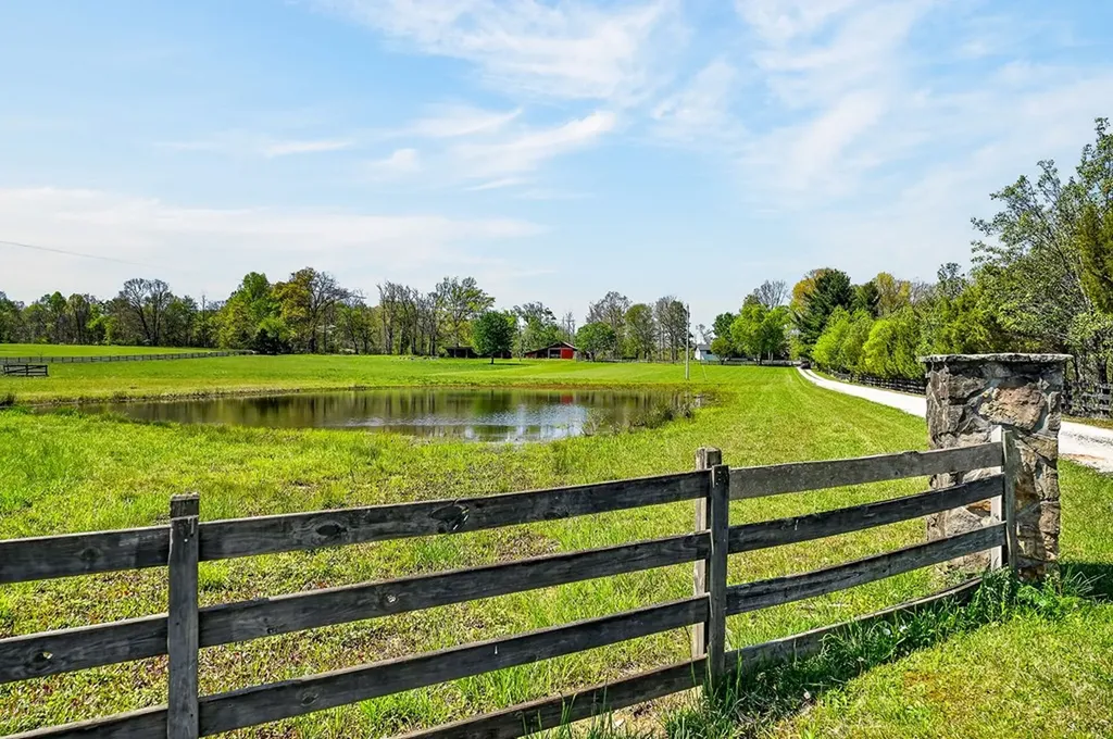1816 Windle Community Road Cookeville TN 38506