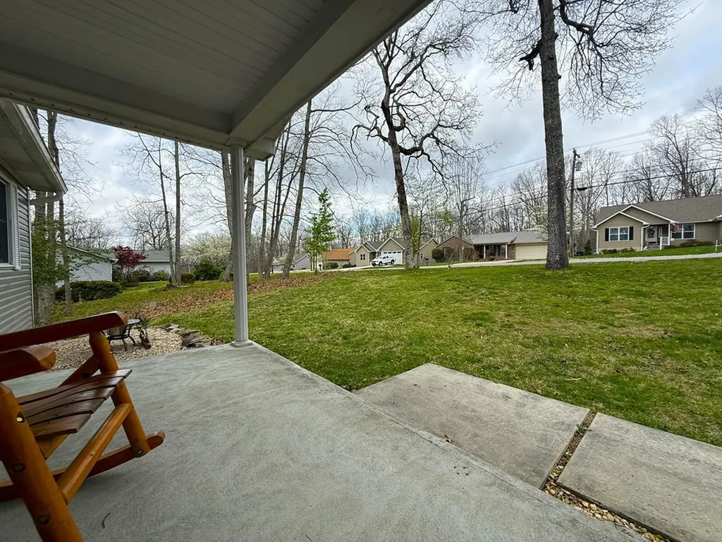 312 Lakeview Drive Crossville TN 38558