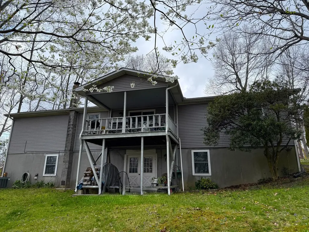 312 Lakeview Drive Crossville TN 38558