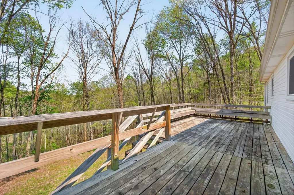 109 Mayfield Brown Drive Celina TN 38551