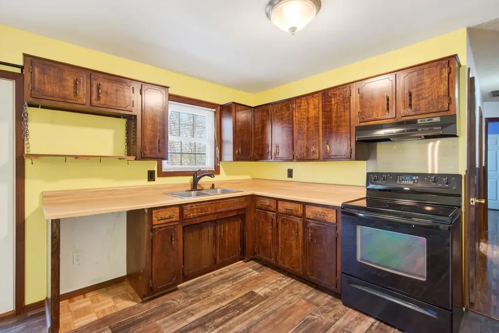 109 Mayfield Brown Drive Celina TN 38551